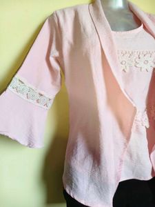 BOGO🎁Buy One Get 1 Free🎁 Pink Top Size M