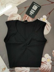 Black Front Split Crop Top