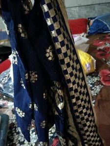 Elegant Blue &amp; Gold dupatta