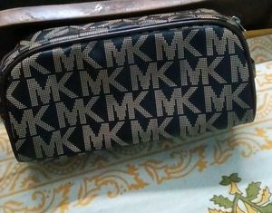 Michael Kors Cosmetic Bag Duo