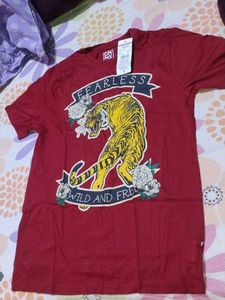 Fearless Graphic Tee