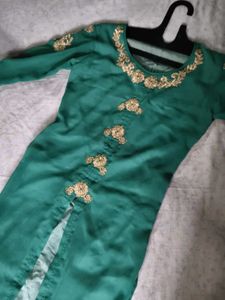 Green &amp; Gold Embellished Kurti