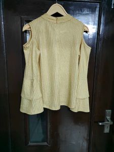 Cold Shoulder Floral Top