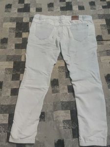 Light Wash Denim Jeans