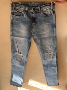 Levi’s Ripped Light Wash Jeans
