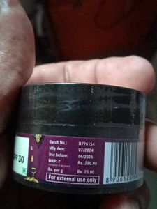 Pilgrim Red Vine Face Cream With SPF 30