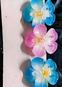 Floral Resin Hair Clips