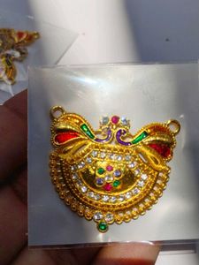 Gold-toned Pendant with Rhinestones