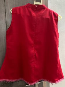 Sleveless Top