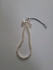 Pearl Bow Phone Charm