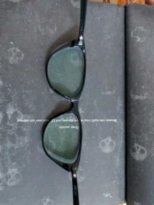 Black 👓