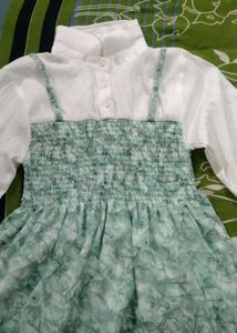 Sea Green Top