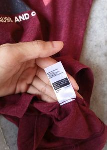 Levi&#39;s Graphic Tee