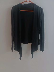 🖤 Asymmetric Hem Black Cotton Shrug
