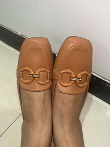 Brand New Metro Bellies For Women