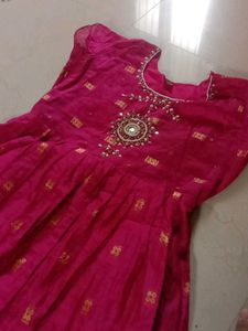 Pearl Embroidered Kurta