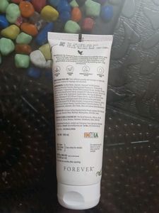 Forever Radiance Moisturizer