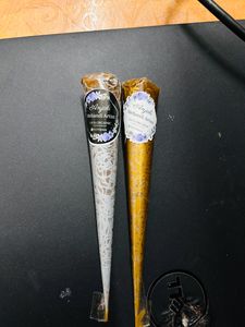 2 Mehndi Cones