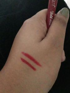 Swiss Beauty Lip Liners