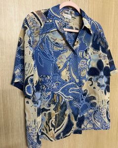 Bold Blue Abstract Shirt – Artistic Statement