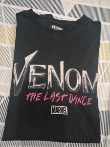 black venom tshirt
