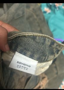 Ripped Straight Leg Jeans