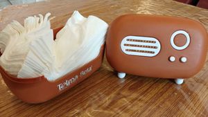 Retro Tissue Box Cover