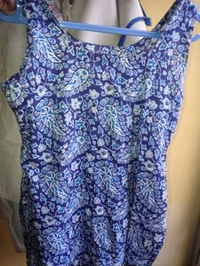 Short Sleeveless Kurti
