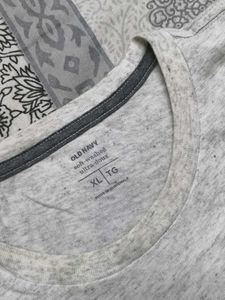 Old Navy Men Grey Cotton Regular Fit Tshirt