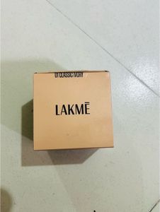 lakme daily wear matt foundation
