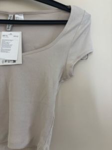 H&amp;M SWEETNECK DETAILED TOP