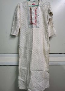 White Embroidered Kurta