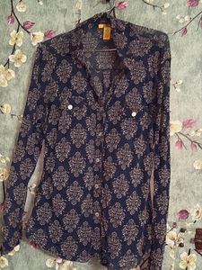 R blue . Button-Down Blouse