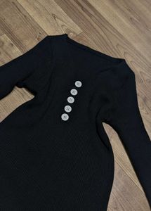 Bellsleeve Long Sleeve Top
