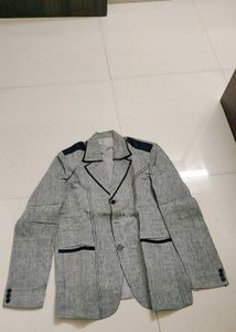 Gray Blazer with Black Border Design