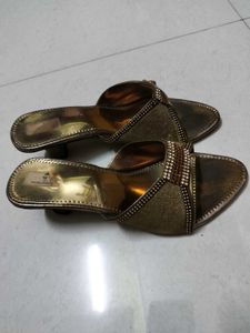Golden Colour 👠heels