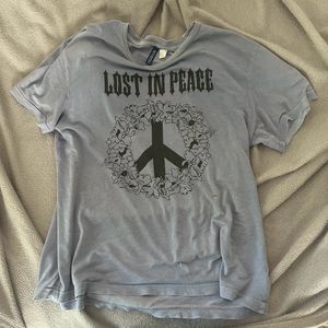 H&amp;M OVERSIZED TSHIRT HALF OFF Y2K INDIE PINTEREST
