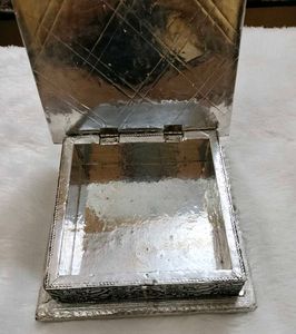 Aluminium dry fruits box