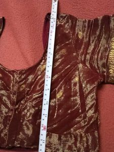 GentlyUsed Burgundy&amp;GoldEmbroidered Saree WithBlou