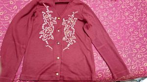 Beautiful Tops At Low Price