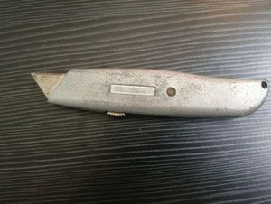 Cutter Knife