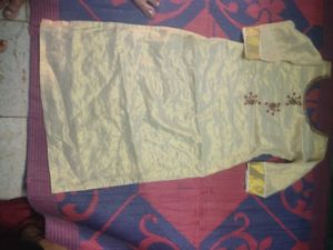 Elegant Kurta with net dupatta free