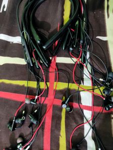 Bluetooth Neckband Magnetic Pack Of 1