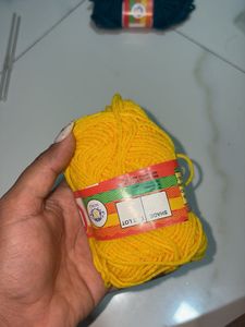 Yarn Bundle with Needles