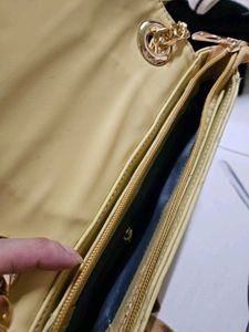 Yellow Chain Sling/Hand Bag💌✨