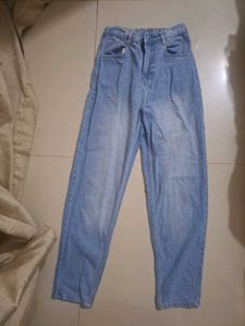 Stylish Light Wash Jeans