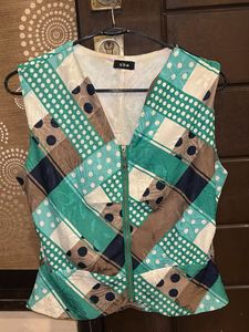 Green cutout Sleeveless Top