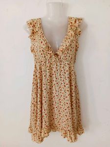 BEAUTIFUL FLORAL RUFFLE DRESS