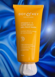 Dot & Key Face Wash