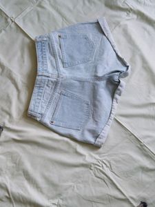 Trendy Shorts